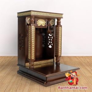 Hoa sen và trụ đồng tiền dát vàng – tinh tế, thu hút tài lộc