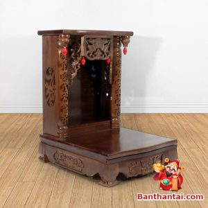 Họa tiết rồng và chữ Hán nổi bật, tôn vẻ uy nghi cho không gian thờ cúng