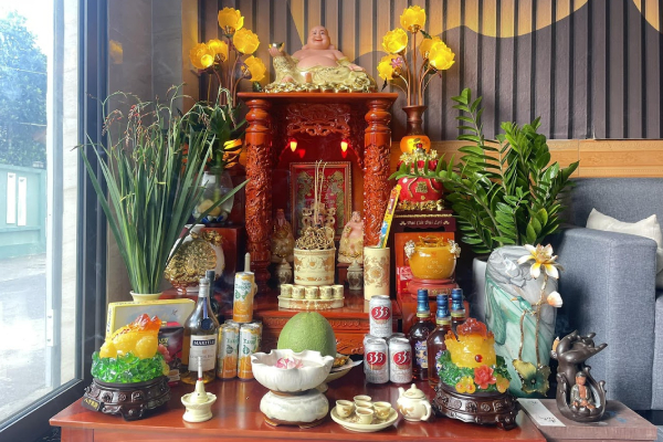 Ban thờ Thần Tài tại An Giang
