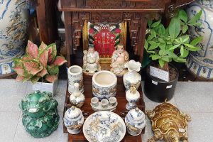 Cửa hàng ban thờ Thần Tài tại Bà Rịa Vũng Tàu