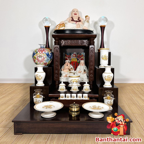 Hình ảnh chính diện bộ bàn thờ Ông Địa mái bằng trụ chữ BTT724