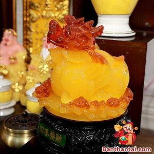 Tỳ hưu chiêu tài tiến bảo huỳnh ngọc, cao 21cm