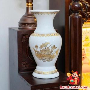 Lọ Hoa Sứ Màu Trắng Hoa Sen Vàng, Cao 22.5cm