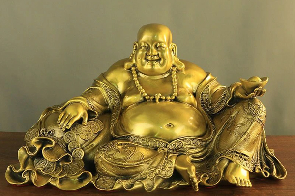 Tượng Phật bằng đồng thường được lựa chọn làm vật phẩm trưng bày ý nghĩa