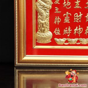 Chân bài vị kết hợp bát tụ bảo, tượng trưng cho tài lộc và sự đầy đủ