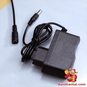 Bộ nguồn đi kèm hỗ trợ chiếu sáng đèn LED viền bài vị, dễ sử dụng và bền bỉ