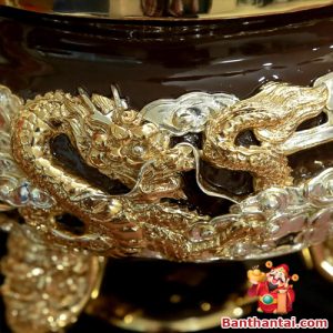 Hình rồng uốn lượn sắc nét, mang ý nghĩa cát tường và uy quyền