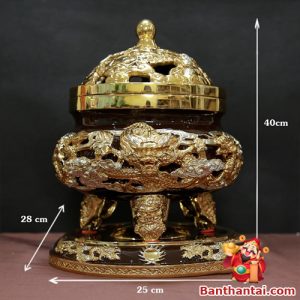 Kích thước tổng thể 40cm cao, 25cm ngang, chân đế vững vàng, họa tiết sống động