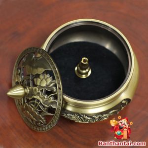 Khoang bên trong rộng rãi, phù hợp sử dụng với trầm nụ và trầm vòng