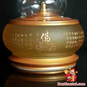 Hoa văn hoa sen cùng chữ Phật mang ý nghĩa tịnh tâm và giác ngộ