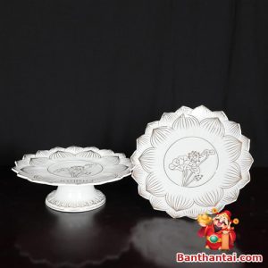 Mâm bồng Thần Tài hoa sen viền vàng mbtt-001