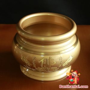 Chất liệu đồng vàng sang trọng, sáng bóng dễ dang vệ sinh lau chùi