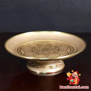 Mâm bồng Thần Tài bằng đồng hoa sen mbtt-010