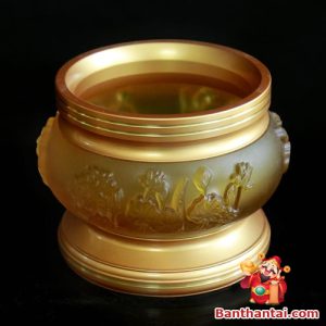 Tổng thể bát hương có bố cục hài hòa dễ dàng phối với các sản phẩm đồ cúng khác