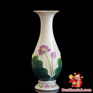Lọ hoa Thần Tài hoa sen hồng lá xanh lhtt-022