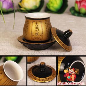 Toàn bộ bộ ly nước thờ gồm ly, nắp và đĩa kê đồng bộ