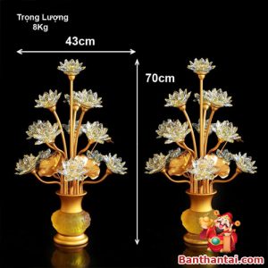Kích thước 70cm x 43cm, nặng 8kg – phù hợp bài trí đôi đối xứng trên ban thờ lớn