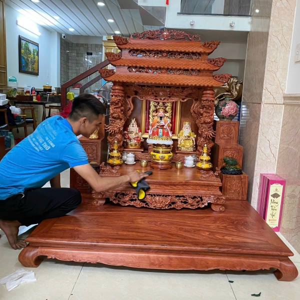 Mẫu ban thờ Ông Địa được Nhất Tâm thiết kế - lắp đặt tài nhà cho gia chủ