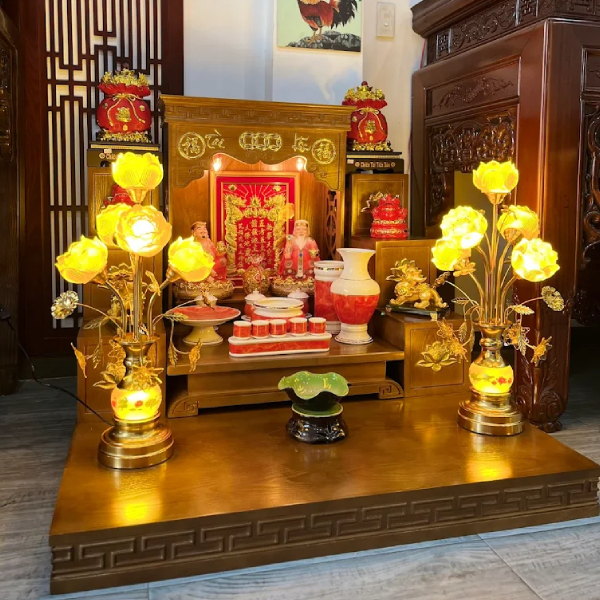 Mẫu bàn thờ trọn bộ tại Nhất Tâm Huế
