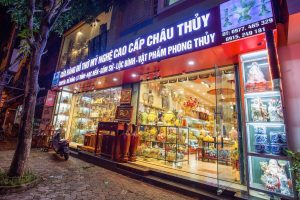 Cửa hàng ban thờ Thần Tài Tại Lào Cai