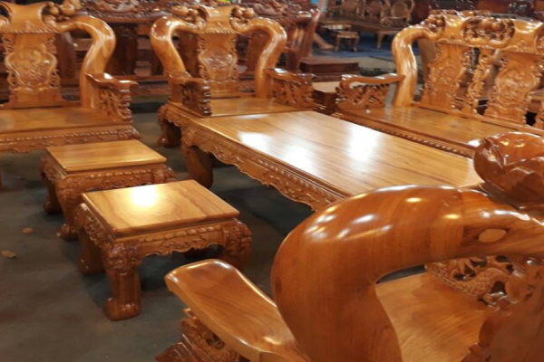 Cửa hàng nội thất gỗ Minh Hiếu