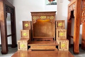 Cửa hàng bàn thờ Thần Tài tại quận Bình Thạnh uy tín