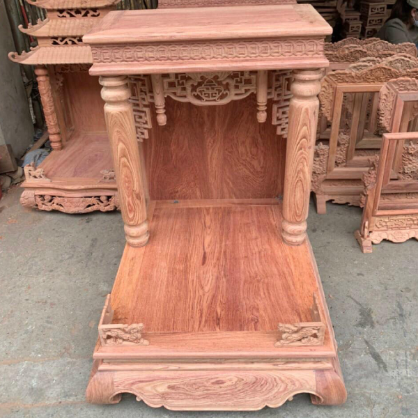 Mẫu bàn thờ Ông Địa mái bằng tại cửa hàng Hồng Phát 2