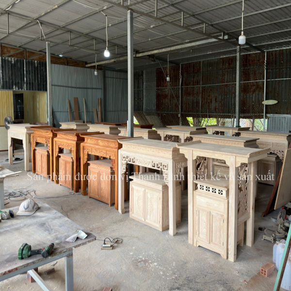 Xưởng sản xuất của bàn thờ Thanh Bình