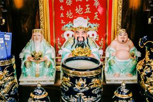 Rước Thần Tài Thổ Địa về nhà đánh dấu sự khởi đầu cho tài lộc