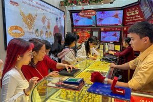 Mua vàng ngày Thần Tài mang ý nghĩa cầu tài lộc, may mắn đầu năm
